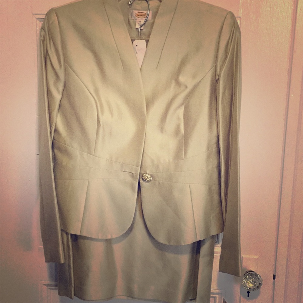 Pale Green silk skirt suit